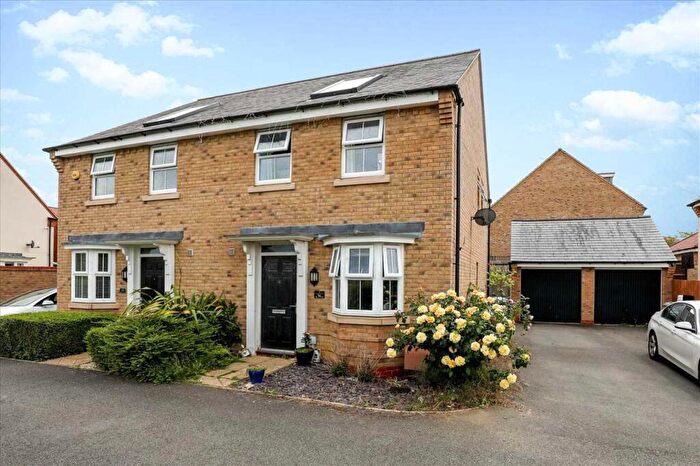 3 Bedroom Semi Detached House For Sale In Pembrey Close, Burton Latimer, NN15