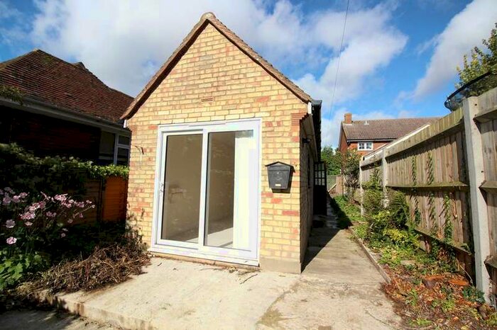 1 Bedroom Unique Property To Rent In Crabtree Lane, Pirton, Hitchin, SG5
