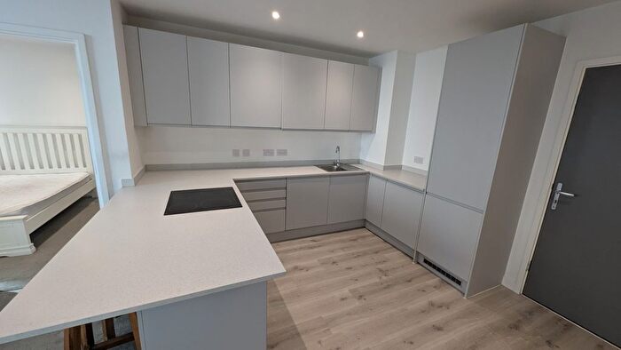 2 Bedroom Flat To Rent In Wharf End, Trafford Park, Manchester, M17