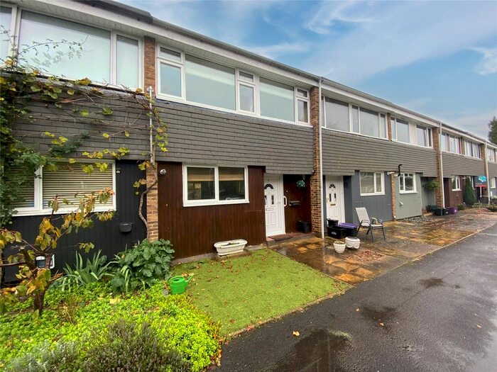 3 Bedroom Terraced House To Rent In Lynton Green, Maidenhead, Berkshire, SL6