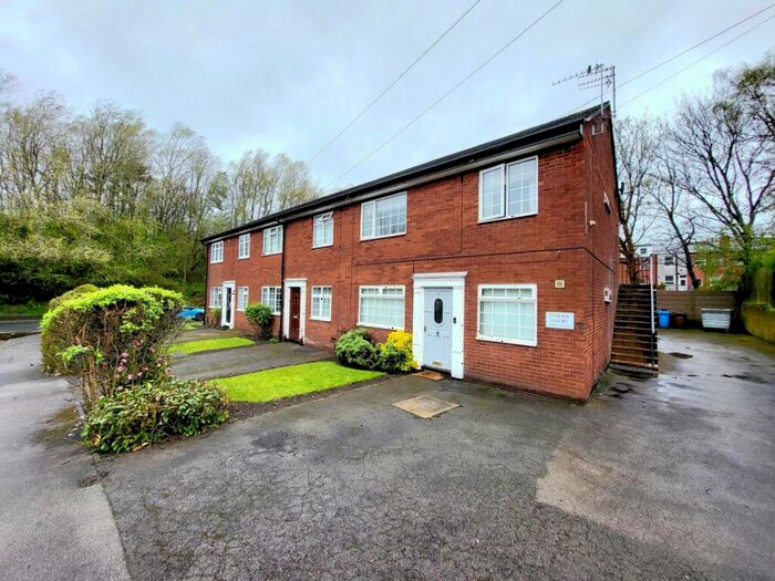 2 Bedroom Flat To Rent In Curate Court, Curate Street, Stockport, SK1