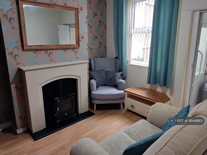 1 Bedroom Flat To Rent In Boughey Street, Stoke-On-Trent, ST4