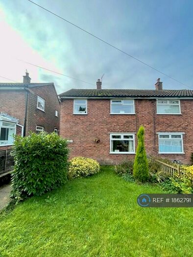 3 Bedroom Semi-Detached House To Rent In Walnut Avenue, Weaverham, Northwich, CW8