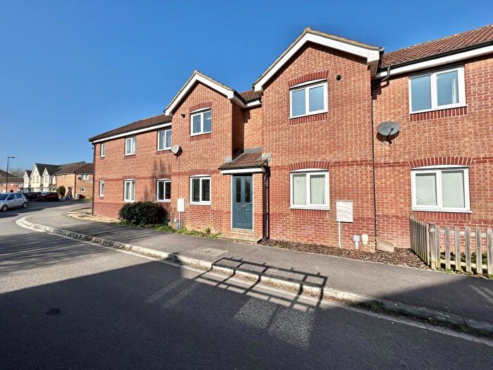 1 Bedroom Country House For Sale In Percivale Road, Yeovil, Somerset, BA21