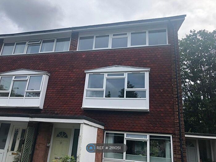 2 Bedroom Flat To Rent In Fairby Road, London, SE12