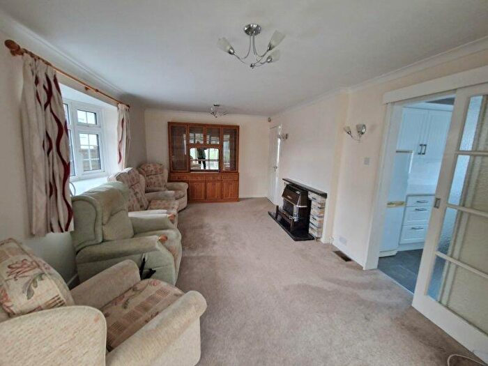2 Bedroom Detached Bungalow For Sale In Anson Road, Exmouth, EX8
