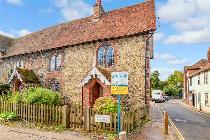 3 Bedroom End Of Terrace House For Sale In The Street, Cobham, Kent, DA12