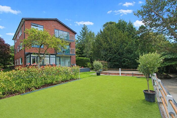 2 Bedroom Apartment To Rent In Beechfield Road, Alderley Edge, SK9
