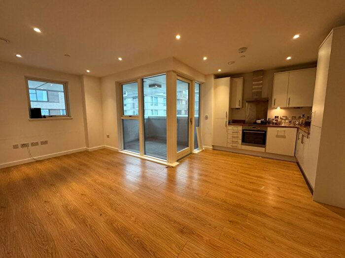 2 Bedroom Flat To Rent In Bessemer Place, Greenwich, SE10