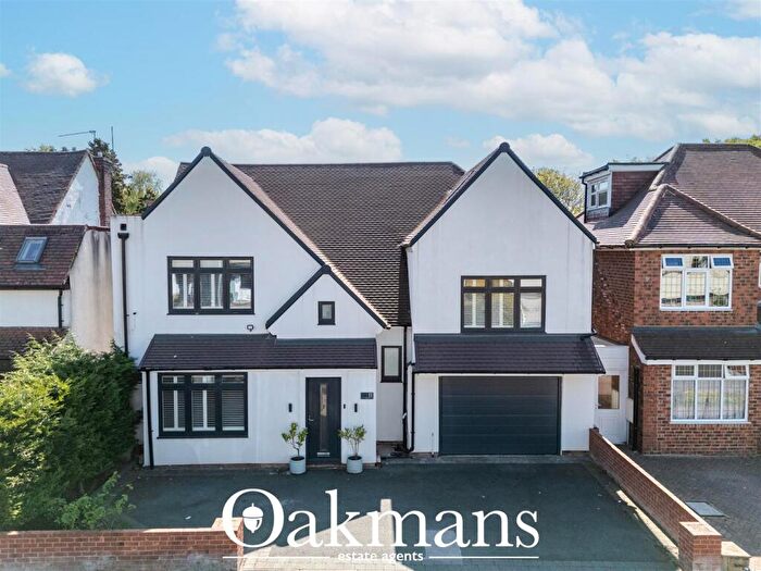6 Bedroom Detached House For Sale In Selwyn Road, Birmingham, B16