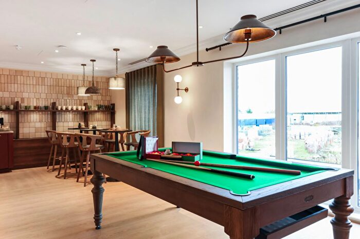 1 Bedroom Flat To Rent In Thames Quarter, Napier Road, Reading, RG1