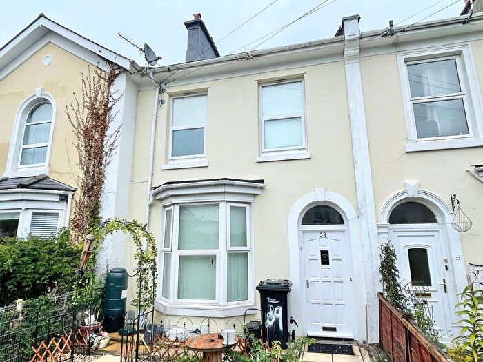 1 Bedroom Flat To Rent In Chatsworth Road, Chatsworth Road, TQ1
