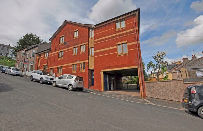 1 Bedroom Flat To Rent In Modern Apartment, Hopefield Court, Newport, NP20