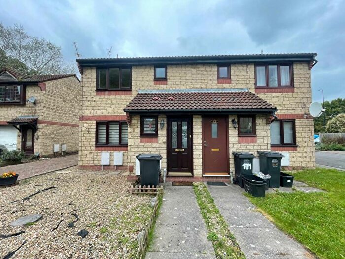 1 Bedroom Flat To Rent In Pennycress, Locking Castle, Weston-super-Mare, BS22