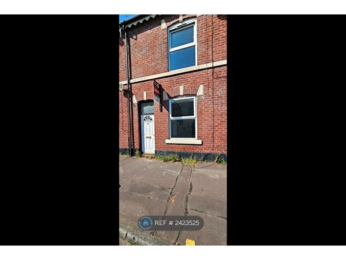 2 Bedroom Terraced House To Rent In Cross Lane, Radcliffe, Manchester, M26