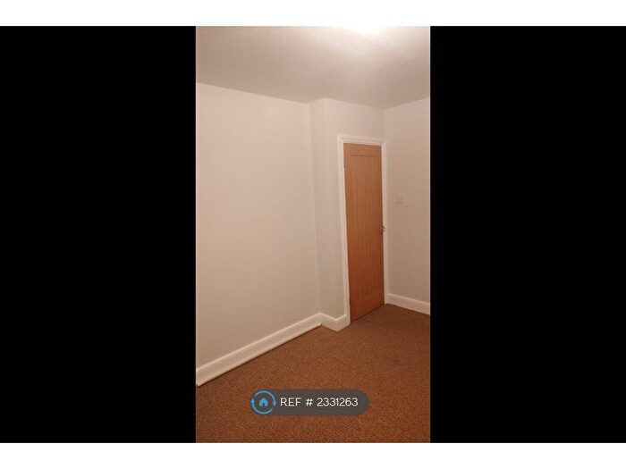 1 Bedroom Flat To Rent In Landells Road, London, SE22