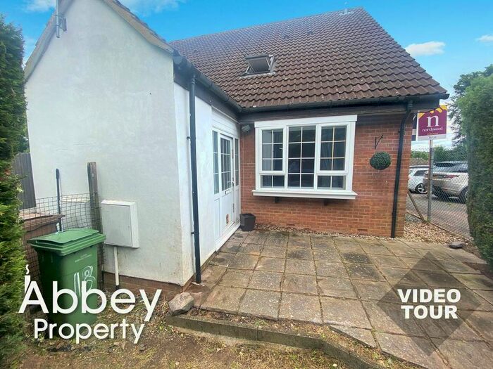 1 Bedroom Semi-Detached House To Rent In Shingle Close, Luton, LU3