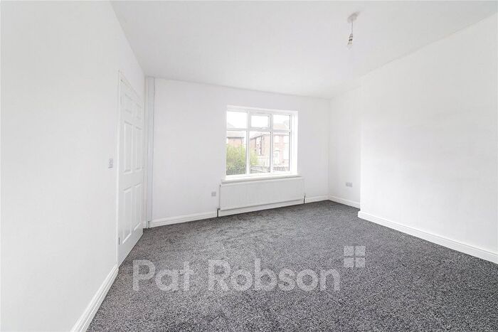 3 Bedroom Semi Detached House To Rent In Royal Crescent, Fenham, Newcastle Upon Tyne, NE4