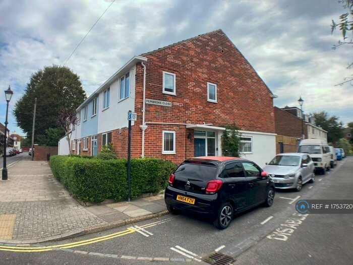 4 Bedroom Semi-Detached House To Rent In St. Nicholas Street, Portsmouth, PO1