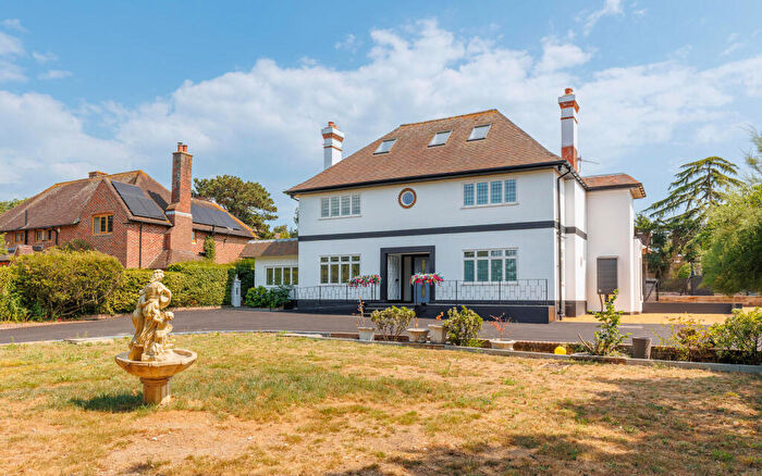 5 Bedroom House For Sale In Kite Hill, Wootton, Ryde, PO33