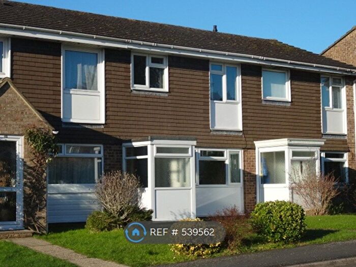 3 Bedroom Terraced House To Rent In Saxon Way, Romsey, SO51