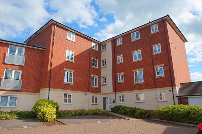 2 Bedroom Flat For Sale In Dixon Close, Enfield, Redditch, Worcestershire, B97