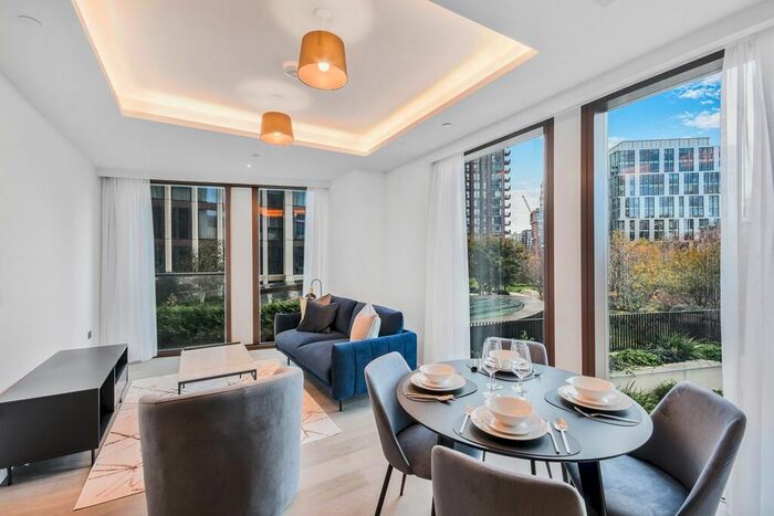 2 Bedroom Flat To Rent In Carnation Way, London, SW8