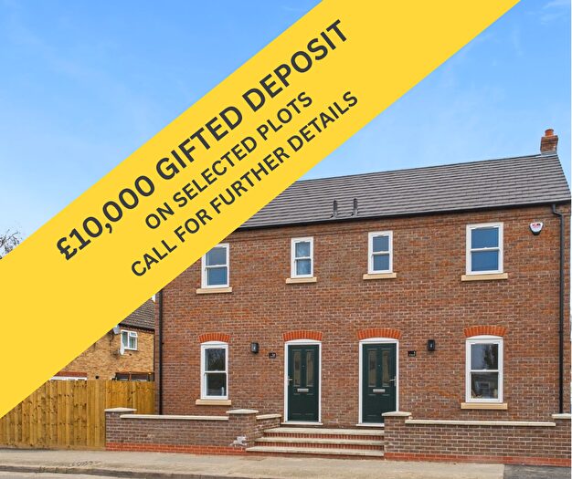 3 Bedroom Semi Detached House For Sale In De-Havilland Road, Wisbech, PE13