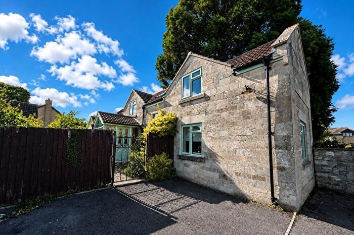 2 Bedroom House For Sale In The Laurels, Westwood, BA15