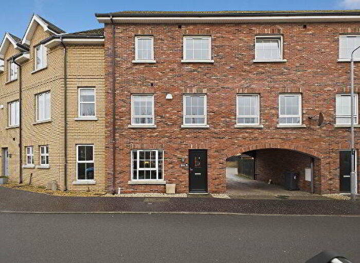 5 Bedroom TownHouse For Sale In Ayrshire Lane, Lisburn, BT28