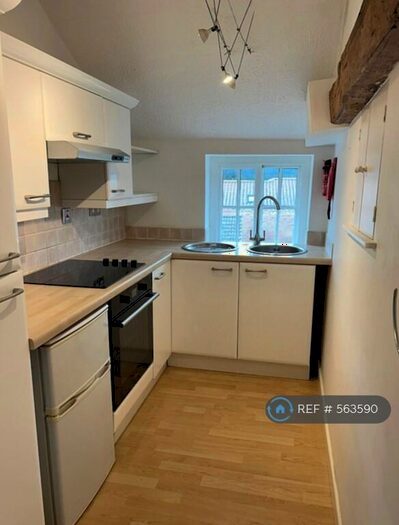 1 Bedroom Flat To Rent In Queen Street, Southwell, NG25