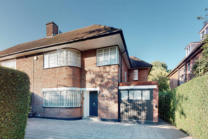 7 Bedroom House To Rent In Litchfield Way, Hampstead Garden Suburb, London, NW11