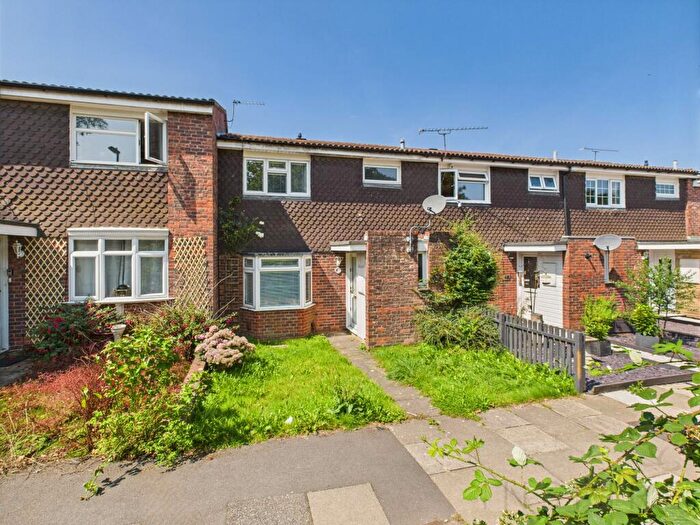 3 Bedroom Terraced House For Sale In Waddington Close, Crawley, RH11