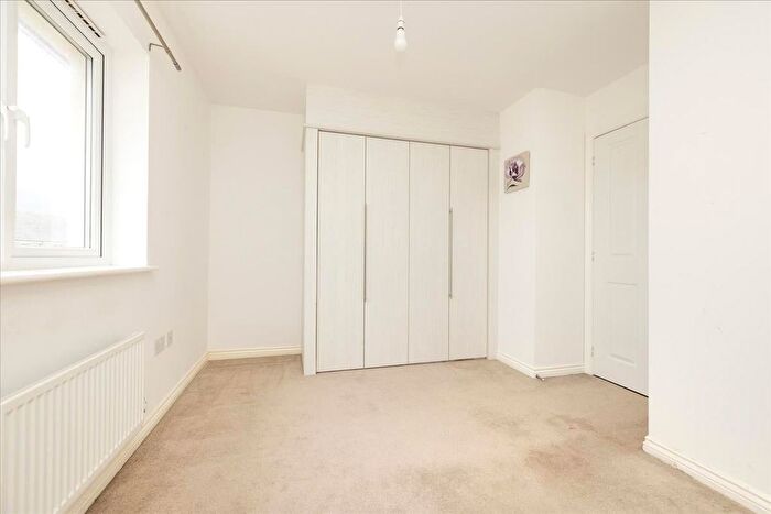 2 Bedroom Terraced House For Sale In Auld Coal Road, Bonnyrigg, EH19