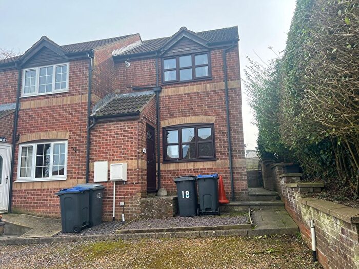 2 Bedroom End Terrace House For Sale In King Street, Warminster, BA12