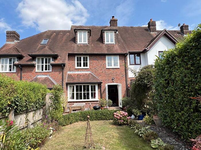 5 Bedroom House For Sale In Meon Valley, SO32