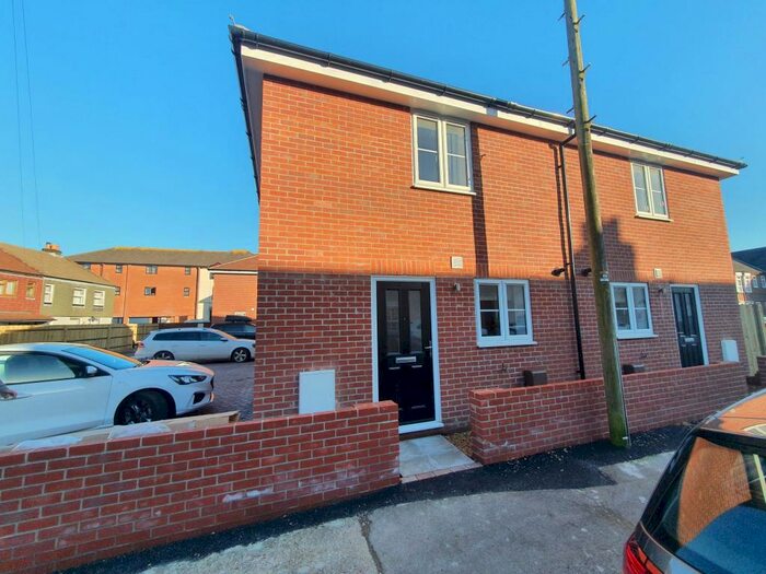 3 Bedroom Semi-Detached House To Rent In Camden Street, Gosport, PO12