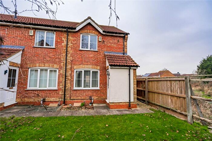 2 Bedroom End Of Terrace House For Sale In Baroness Court, Grimsby, Lincolnshire, DN34