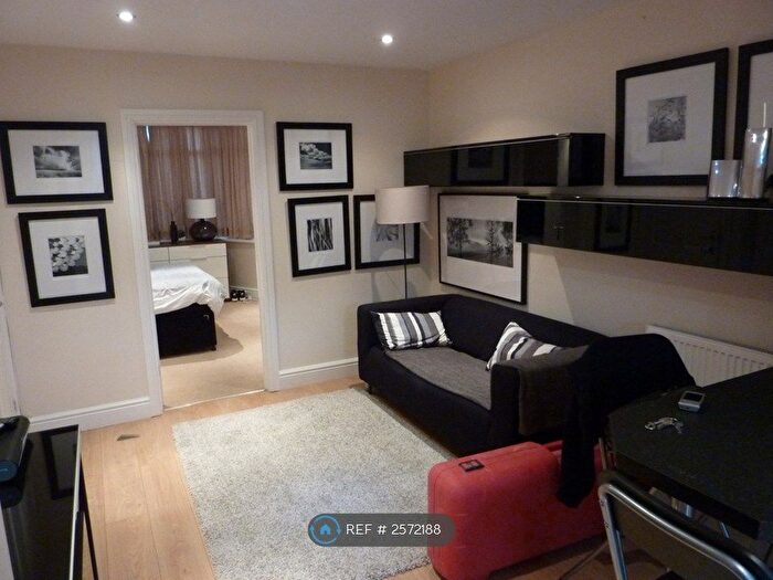 2 Bedroom Maisonette To Rent In Mollison Way, Edgware, HA8