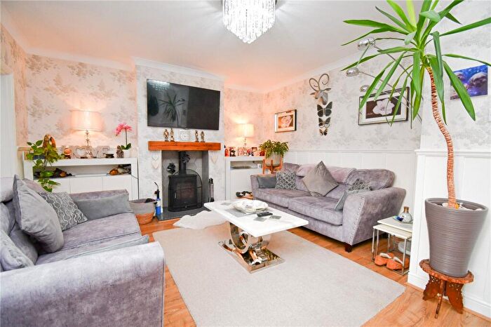 2 Bedroom Bungalow For Sale In Chapelhill Road, Moreton, Wirral, CH46