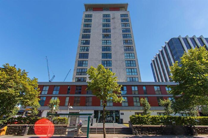 2 Bedroom Flat For Sale In Admiral House, Newport Road, Cardiff, CF24