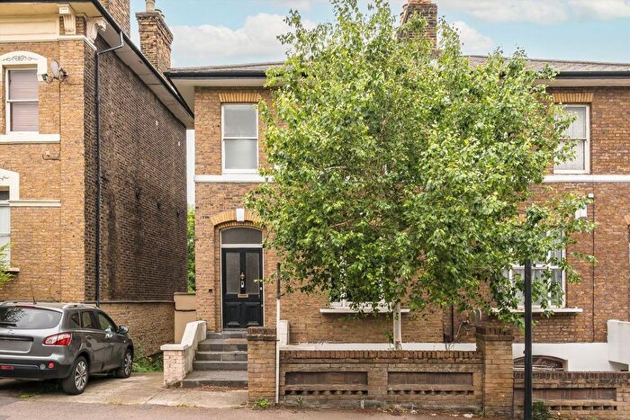 5 Bedroom Property To Rent In Morley Road, Lewisham, SE13