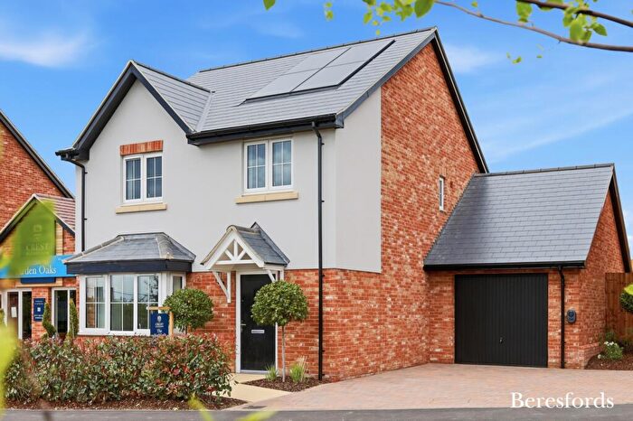 4 Bedroom Detached House For Sale In The Rochford, Arden Oaks, Brentwood, Essex, CM14