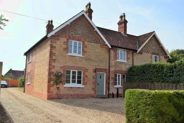 3 Bedroom Semi-Detached House For Sale In School Lane, Appleby, DN15