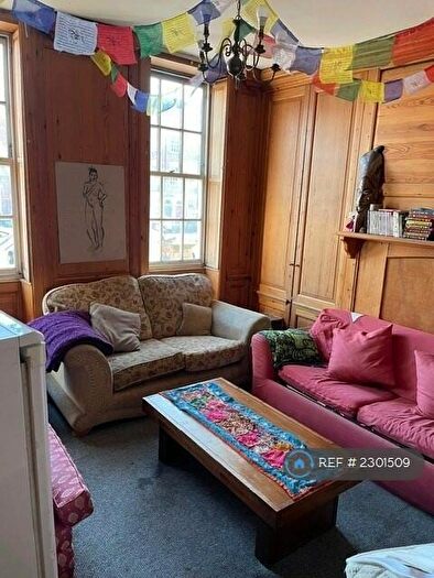 10 Bedroom Semi-Detached House To Rent In Hotwell Road, Bristol, BS8