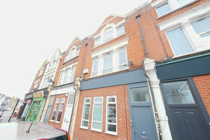 1 Bedroom Property To Rent In Grove Green Road, Leytonstone, E11