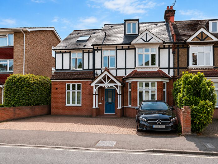 2 Bedroom Flat For Sale In Western Road, Sutton, Surrey, SM1