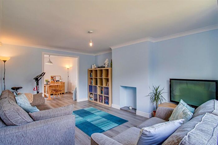 3 Bedroom End Terrace House For Sale In Co Operative Street, Dewsbury, WF12