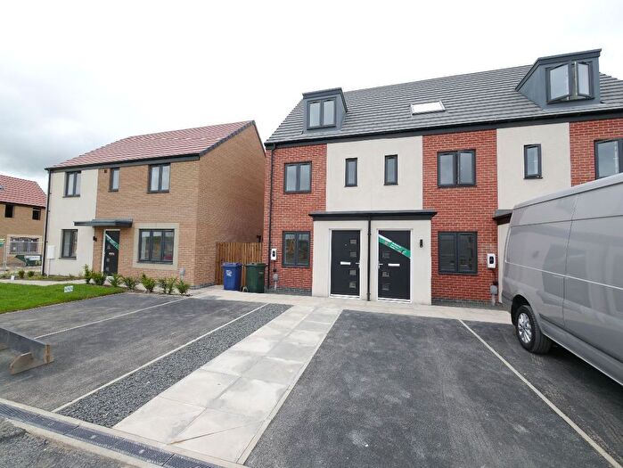 3 Bedroom Terraced House To Rent In Mandevilla Way, Great Park, NE13