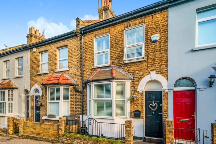 2 Bedroom Terraced House To Rent In Gravel Lane, Chigwell Row, IG7